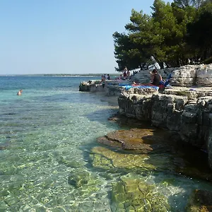 aqua-camp-mobile-homes-in-camping-brioni.pula-hotels.org/