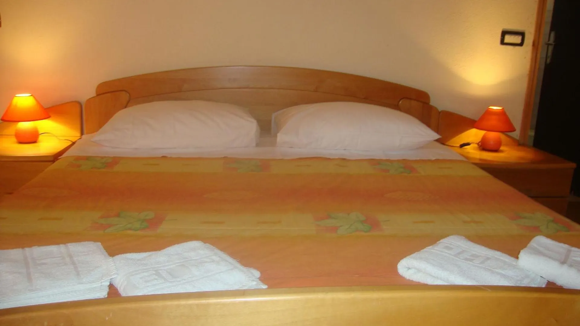 모토분 베드 앤 브랙퍼스트 앤티코 B&B